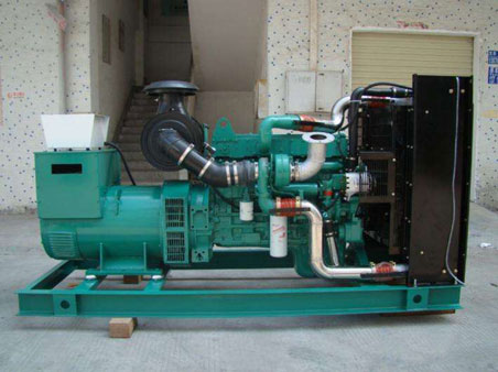 兴宁1100kw康明斯柴油发电机组图片 兴宁1100kw康明斯柴油发电机组图片